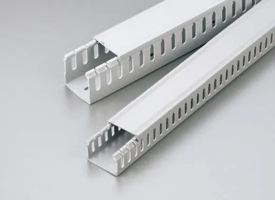 Goulottes de câbles en PVC ignifuges, certifiées CE/RoHS/REACH